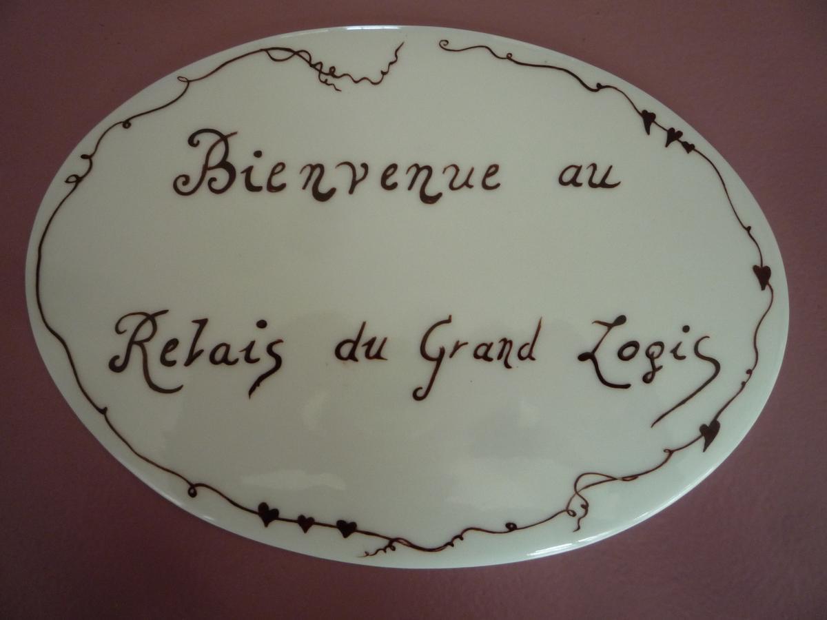 Le Relais Du Grand Logis Bed & Breakfast Civrieux Eksteriør bilde