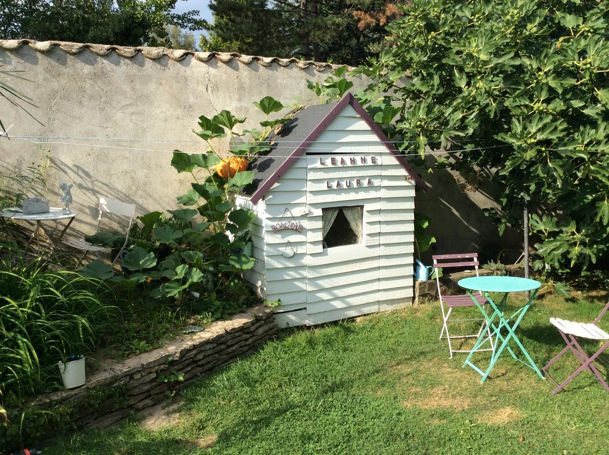 Le Relais Du Grand Logis Bed & Breakfast Civrieux Eksteriør bilde