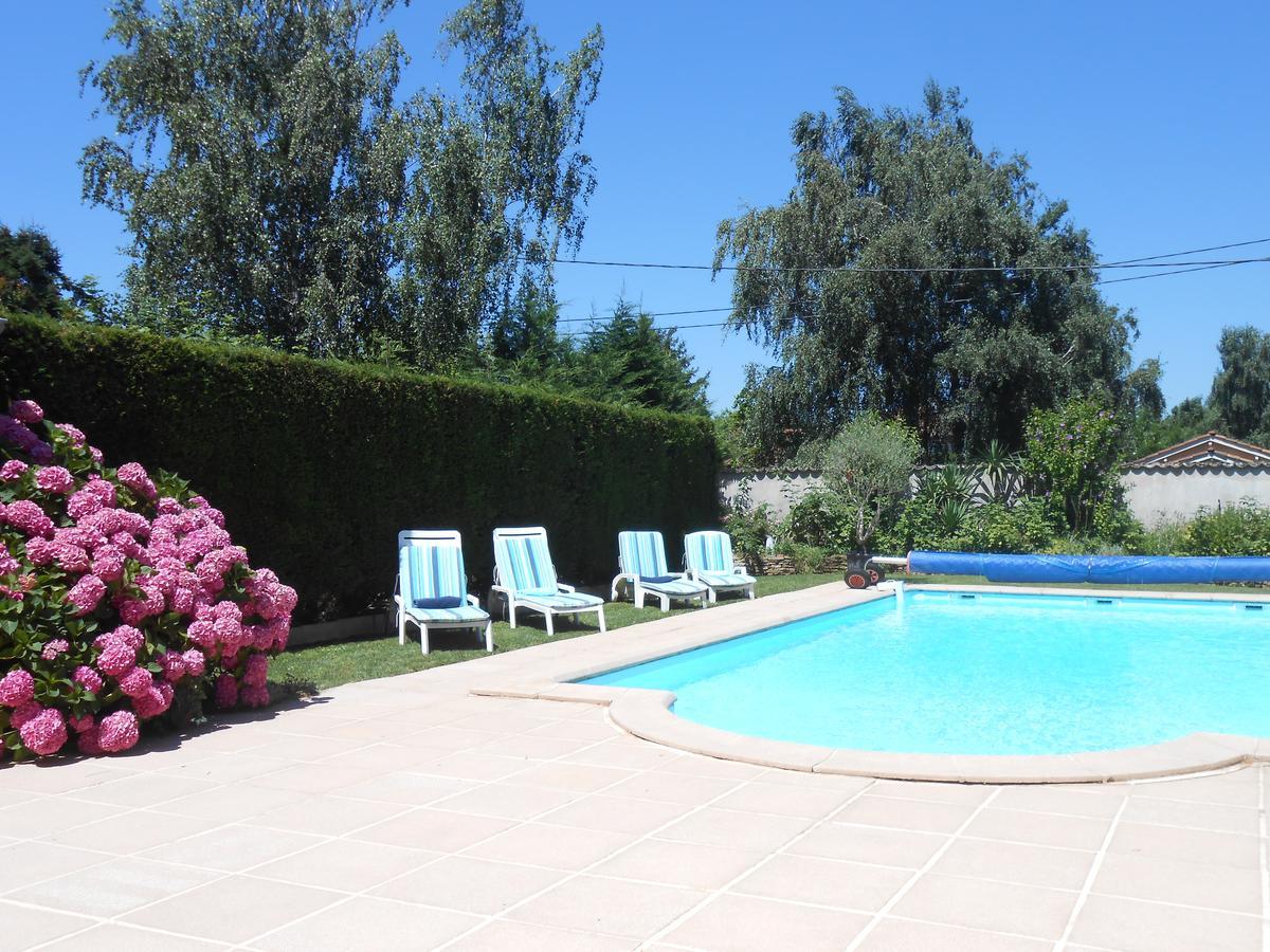 Le Relais Du Grand Logis Bed & Breakfast Civrieux Eksteriør bilde